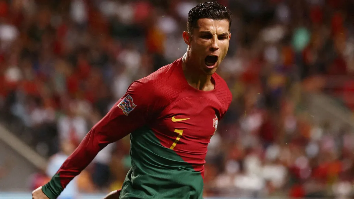 Cristiano Ronaldo recebe elogio especial da FIFA: ‘o melhor exemplo’