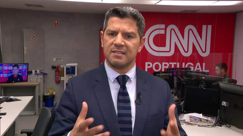 Comentador da CNN atira: ‘Otávio não é jogador de futebol de futebol moderno