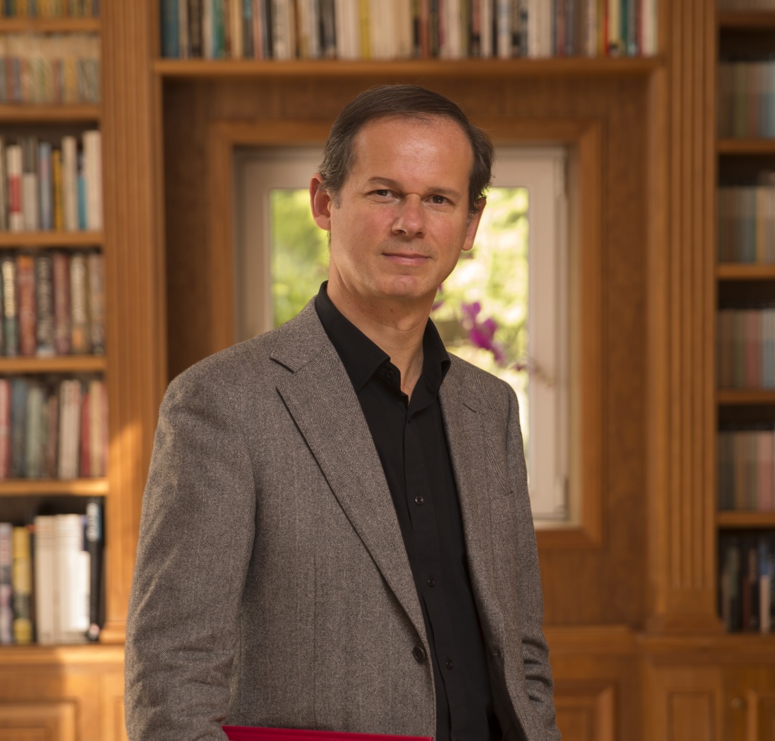 José Rodrigues dos Santos arrasado: “É uma vergonha nacional”