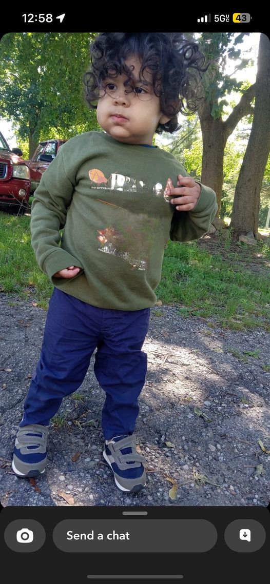 Encontrado morto menino de três anos que fugiu, enquanto ama tomava banho