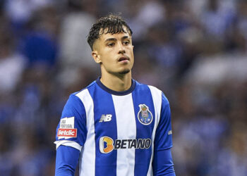 Iván Jaime reage ao afastamento no FC Porto em comunicado arrasador