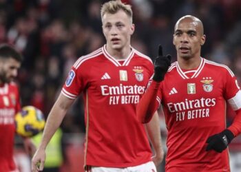 Os cinco jogadores na porta de saída do Benfica