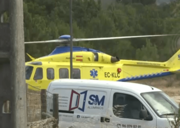 Imagens mostram estrada cortada e helicópteros no socorro às vítimas de explosão em Milfontes