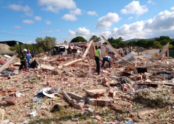 Mãe e filha encontradas mortas após  explosão em Vila Nova de Milfontes