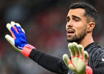 Chelsea avança por Diogo Costa