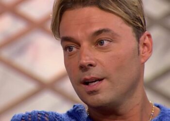 Cantor Sérgio Rossi tem carreira em risco