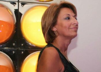 Maya em choque com novas fotos de Betty Grafstein