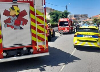 Choque entre duas viaturas faz um morto em Famalicão