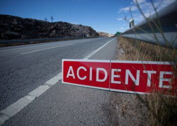 Acidente entre moto e carro faz uma vítima mortal