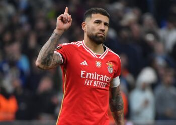 Otamendi pode estar de saída do Benfica