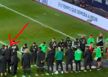 As imagens da confusão entre elementos do Sporting e Bruno Lage