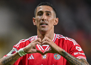 Benfica com notícia sobre lesão de Di María