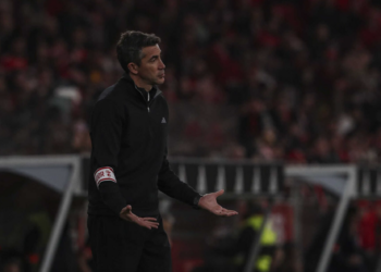 Bruno Lage exige reforços a Rui Costa