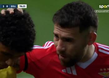 Otamendi protagoniza momento viral com jovem jogador do SC Braga