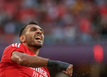 Benfica avança por sucessor de Pavlidis