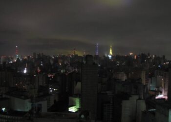 Alerta sobre o real motivo do apagão