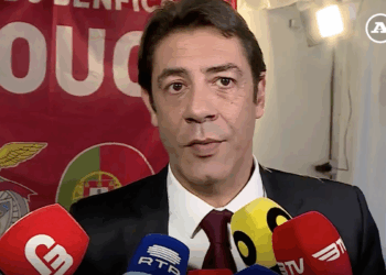 Benfica segue dois craques espanhóis