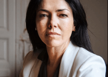 Atriz Ana Catarina Afonso operada a tumor na cabeça