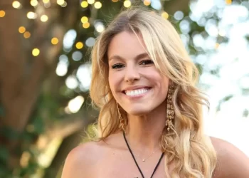 Depois de separação, Pimpinha Jardim surge ao lado de estrela do futebol português