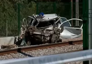 Portugal: Homem morre abalroado no carro por comboio