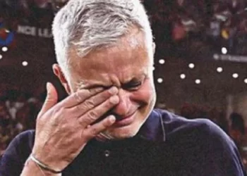 Mourinho paga funeral a ex-jogador