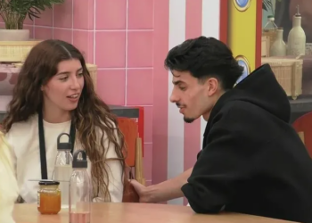 Ariana faz cena de ciúmes por causa de Eva