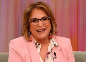 Há notícia: Dina Aguiar, 73 anos