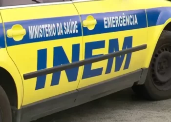 Bebé morre engasgado com amendoins em centro comercial