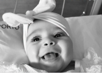 Apelo para ajudar bebé de 10 meses está a comover o país